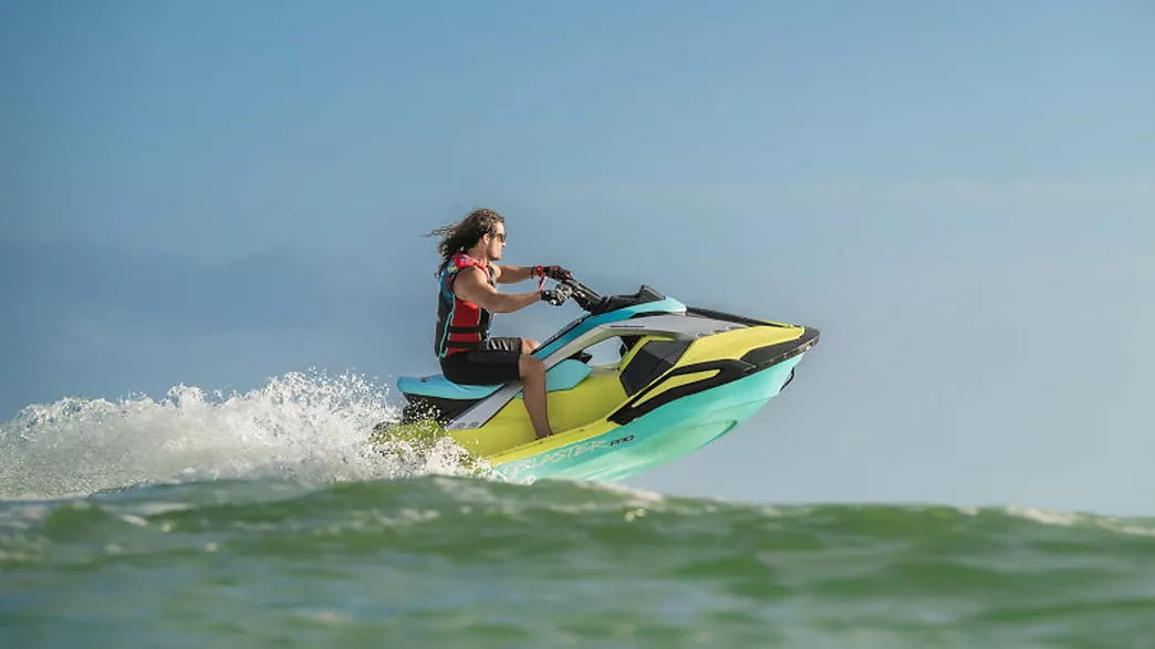 Yamaha JetBlaster Pro 2025 WaveRunner - Full Gas Motor Barcelona 12