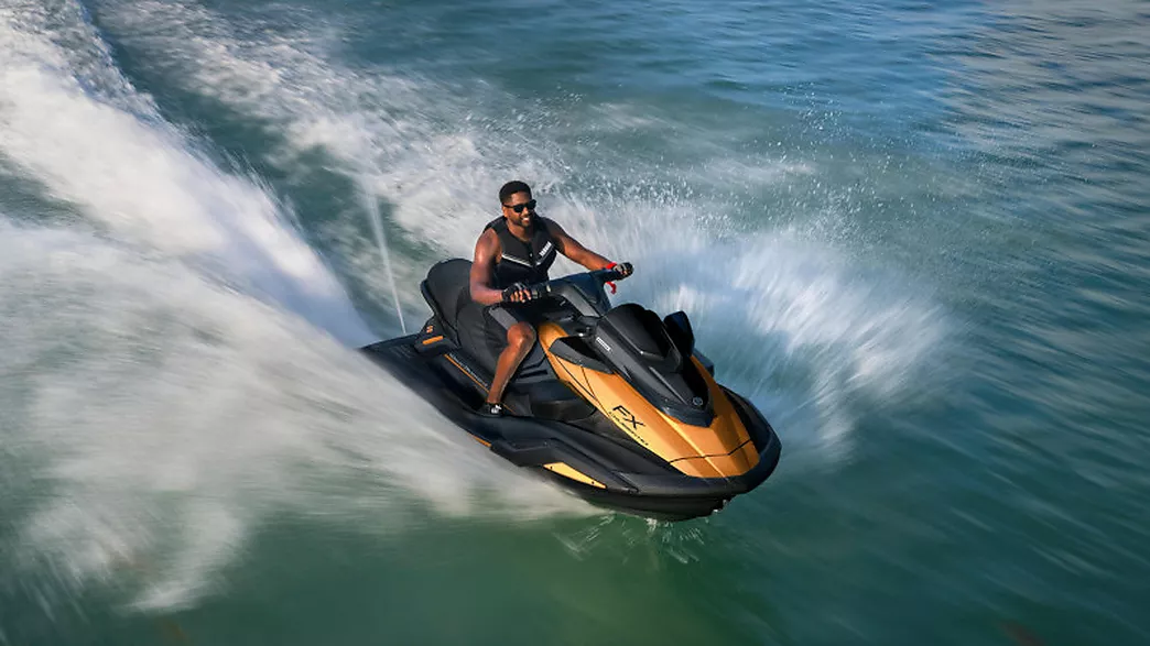 Yamaha FX HO Cruiser 2025 WaveRunner - Full Gas Motor Barcelona 01