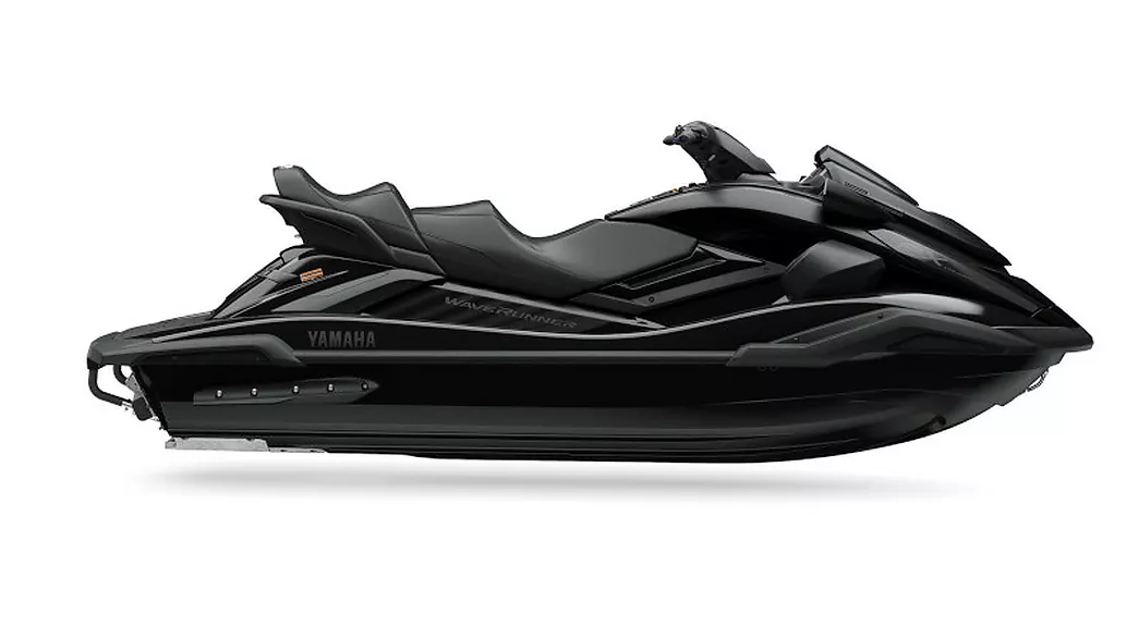 Yamaha FX SVHO Cruiser black 2025 WaveRunner - Full Gas Motor Barcelona 01