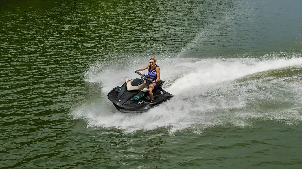 Yamaha GP SVHO 2025 WaveRunner - Full Gas Motor Barcelona 11